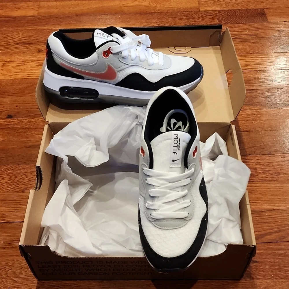 NWT Nike Air Max Motif GS - Picture 1 of 9